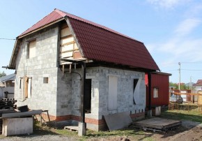 км. Полевской тракт 19,71 б в Богдановиче - bogdanovich.yutvil.ru - фото 1